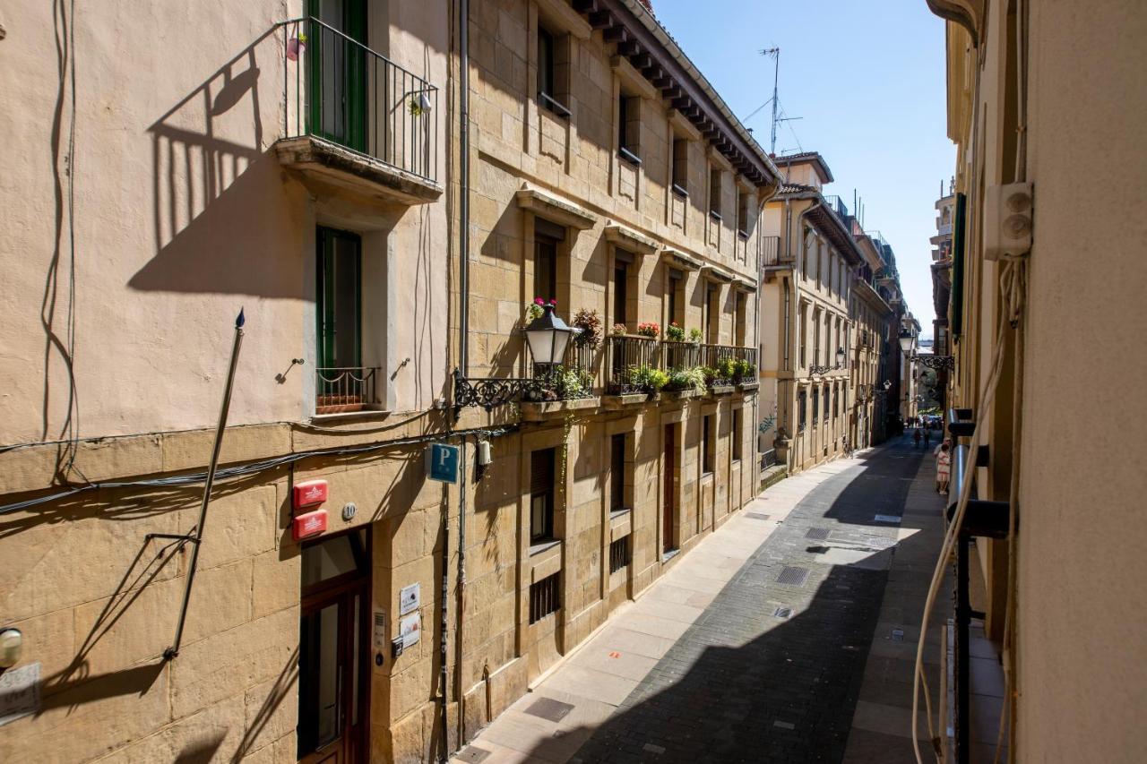 Old Town Homestay San Sebastian Exterior photo